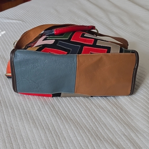 Geometric Leather Bag - Picture 9 of 9